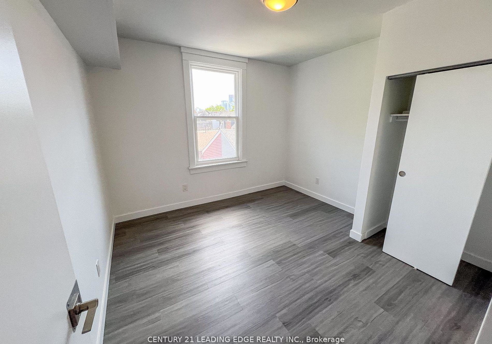1-a-leonard-avenue-toronto-toronto-ontario-c13711806
