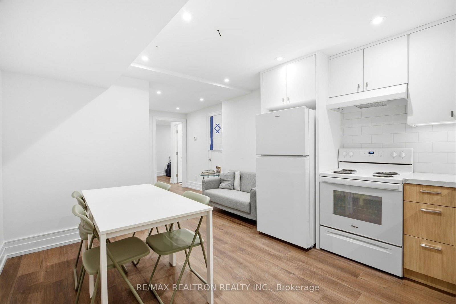 220-hillhurst-boulevard-toronto-toronto-ontario-c13711886