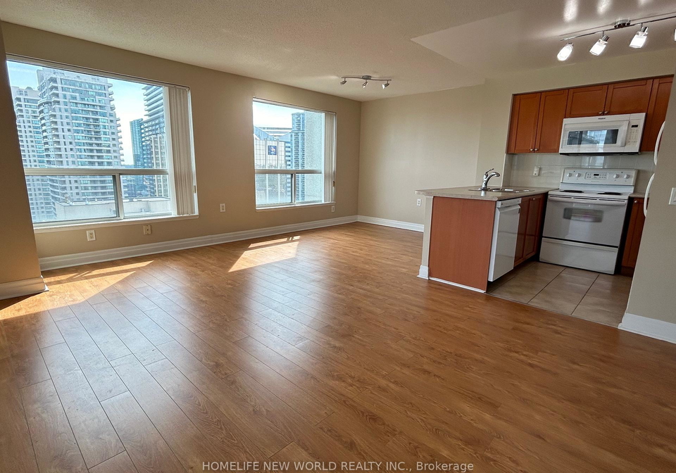 21-hillcrest-avenue-toronto-north-york-ontario-c13712382