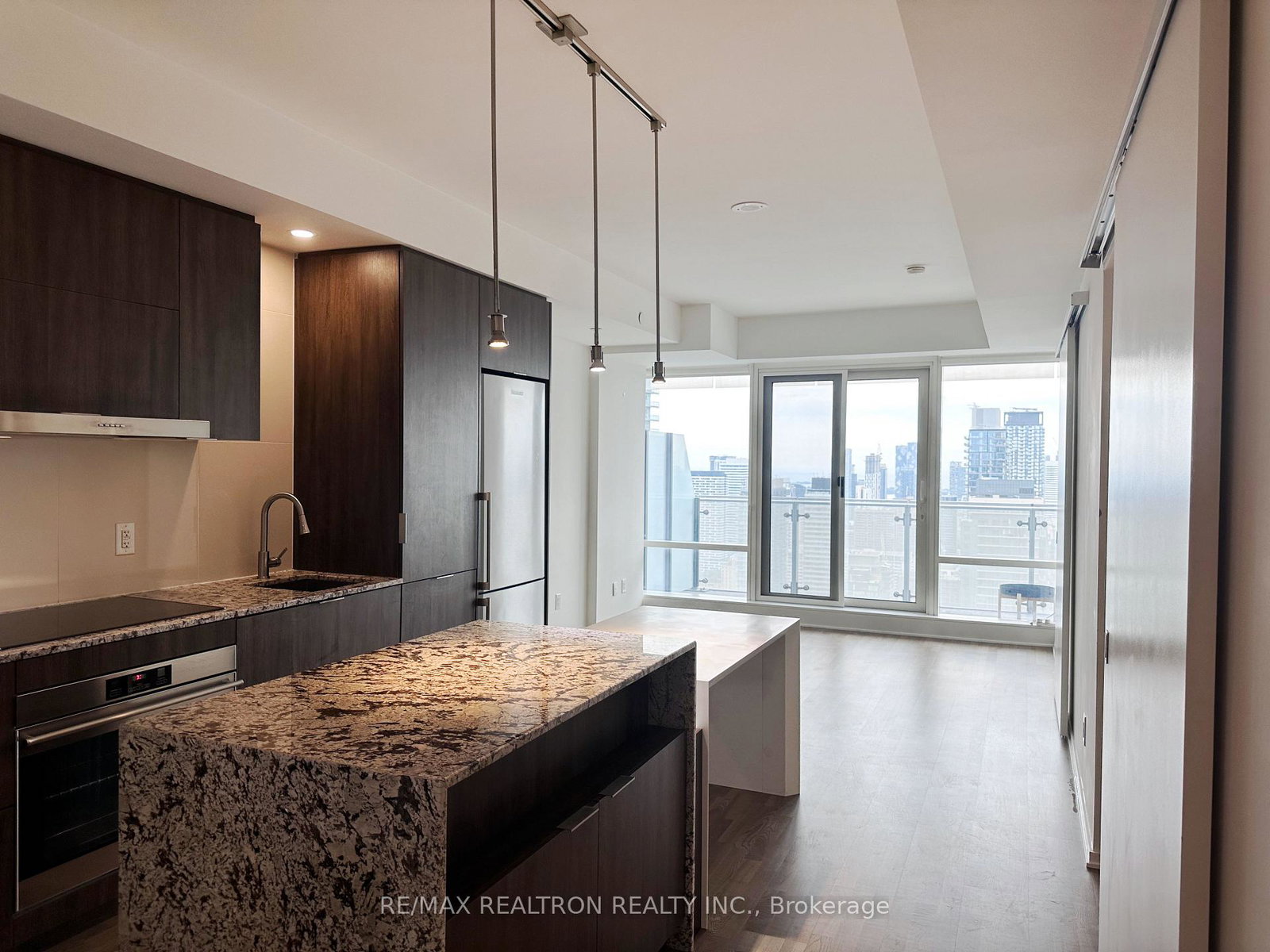 1-bloor-street-e-toronto-toronto-ontario-c13712392