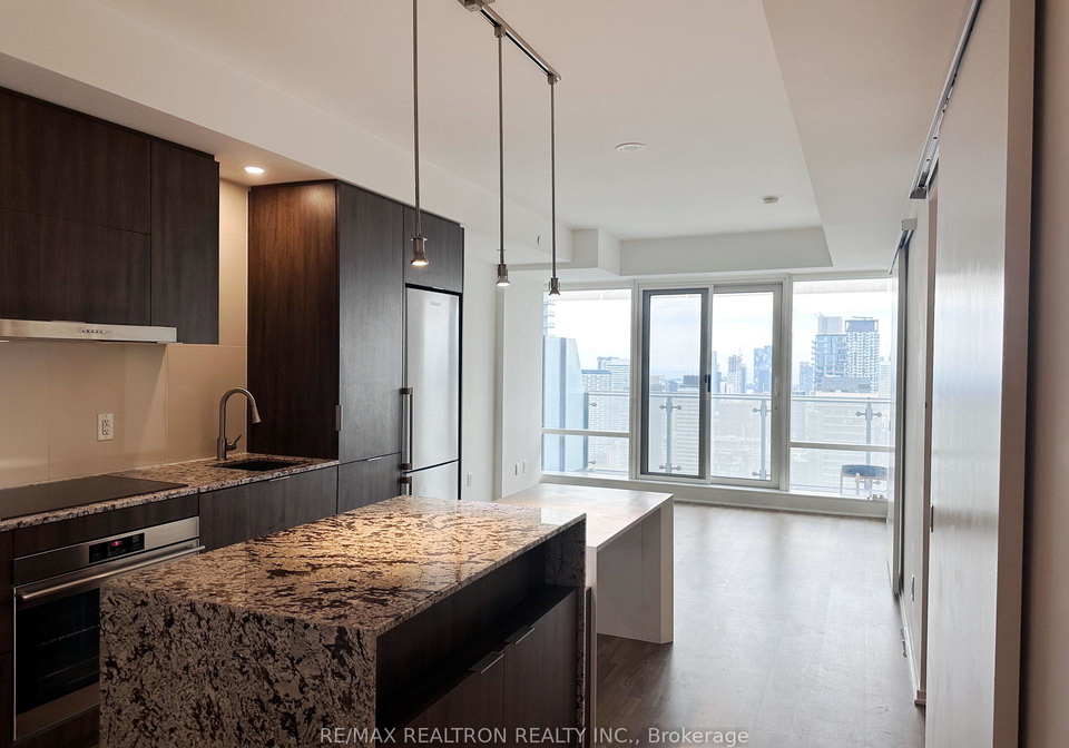 1-bloor-street-e-toronto-toronto-ontario-c13712392