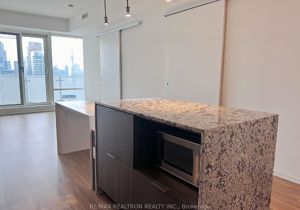 1-bloor-street-e-toronto-toronto-ontario-c13712392