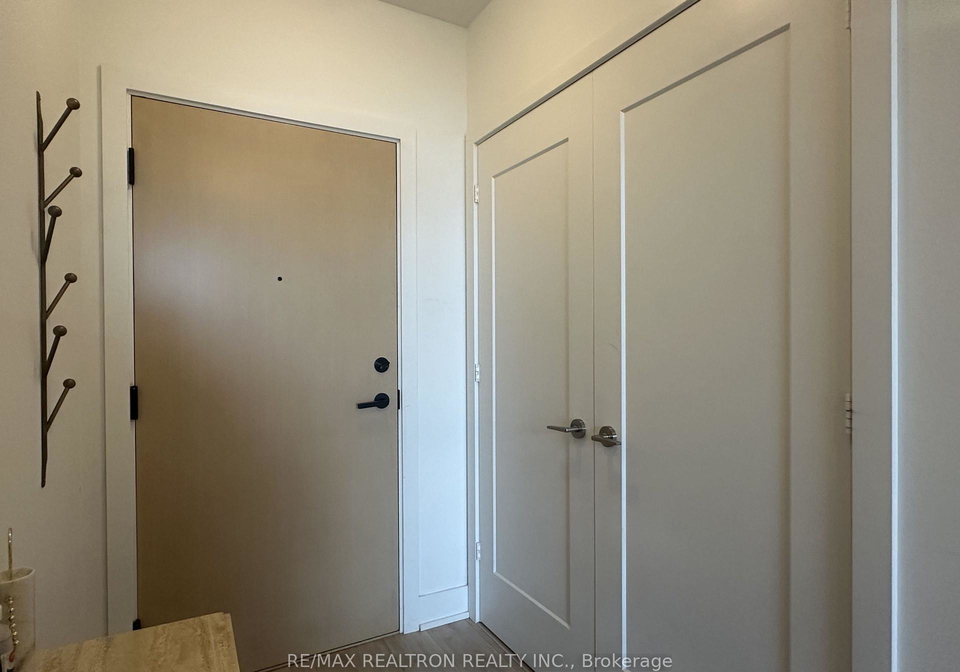 1-belsize-drive-toronto-toronto-ontario-c13712398