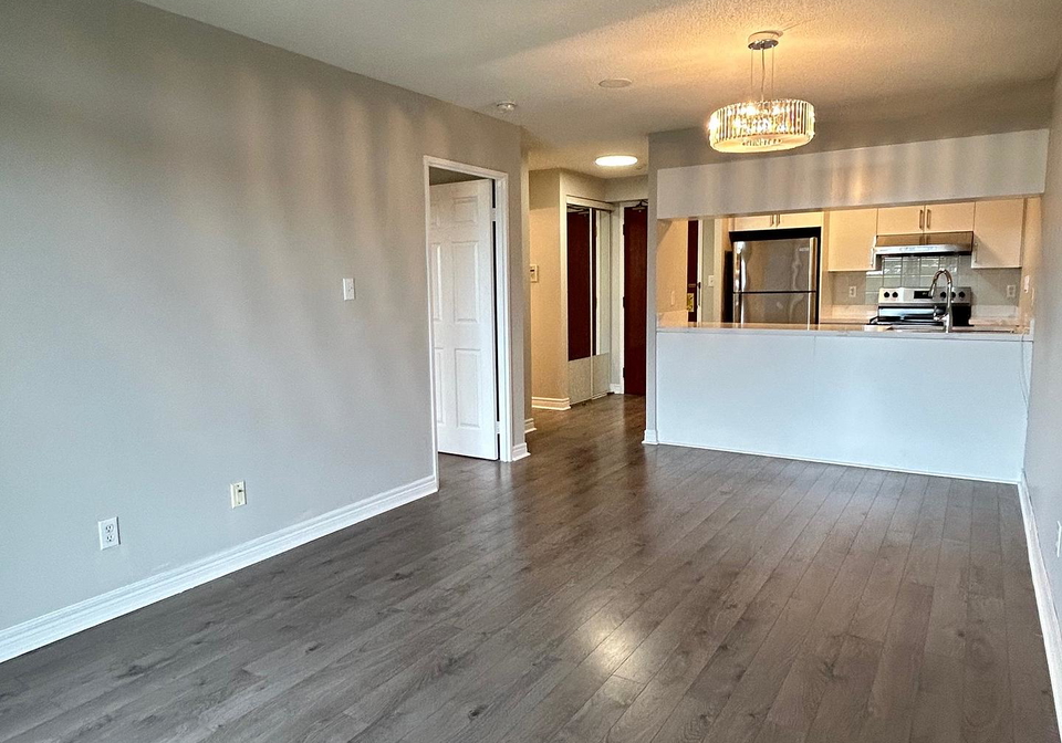 28-empress-avenue-toronto-north-york-ontario-c13712404