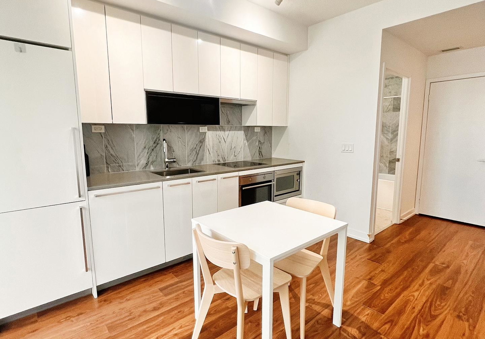 115-mcmahon-drive-toronto-north-york-ontario-c13712532