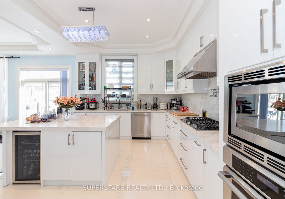 123-wilmington-avenue-toronto-toronto-ontario-c13712572