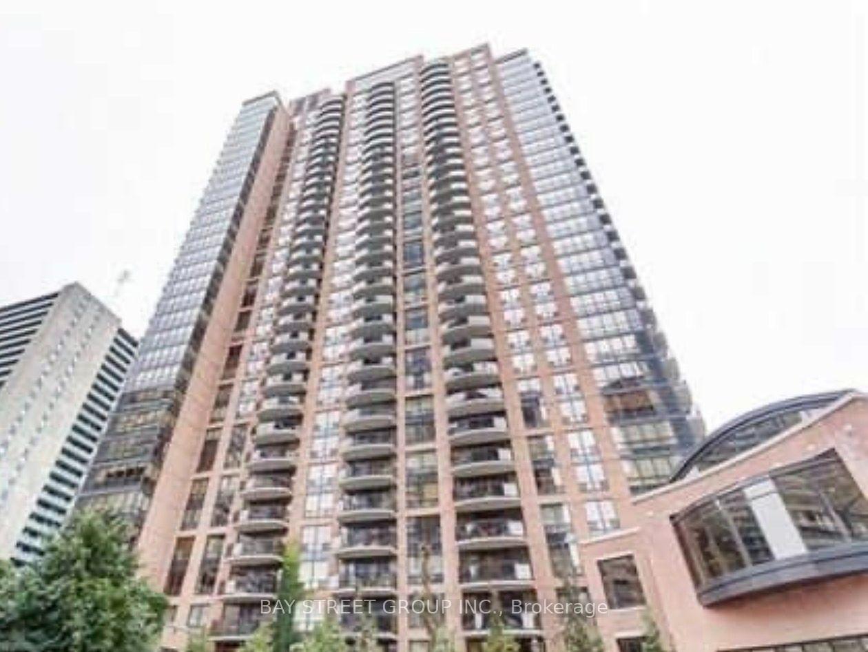 33-sheppard-avenue-toronto-north-york-ontario-c13712592