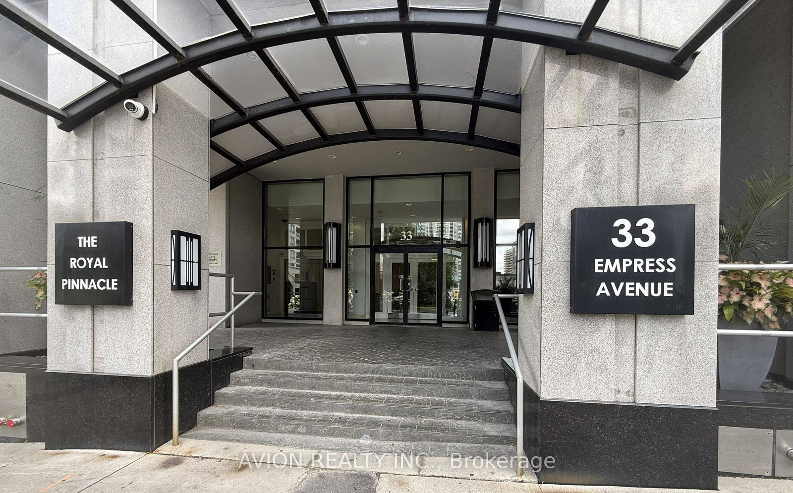 33-empress-avenue-toronto-north-york-ontario-c13713232