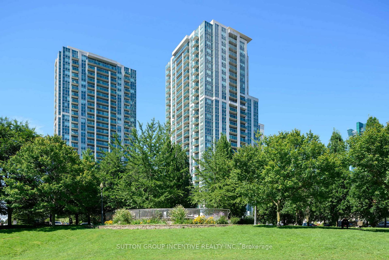 18-harrison-garden-boulevard-toronto-north-york-ontario-c13713252