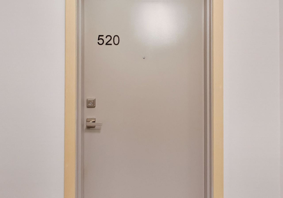 188-fairview-mall-drive-toronto-north-york-ontario-c13713262