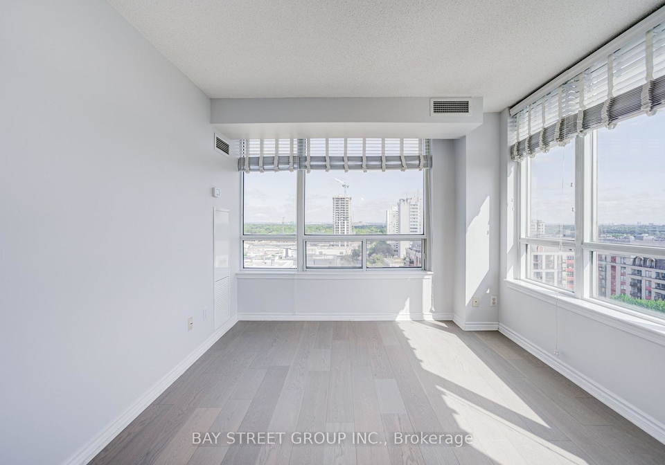 8-rean-drive-toronto-north-york-ontario-c13713288