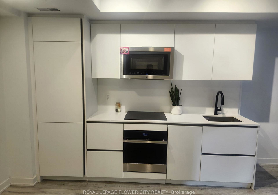 327-king-street-w-toronto-toronto-ontario-c13713318
