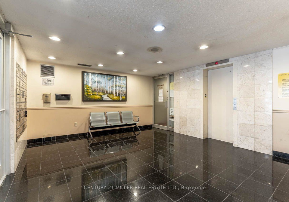 165-cherokee-boulevard-toronto-north-york-ontario-c13713328