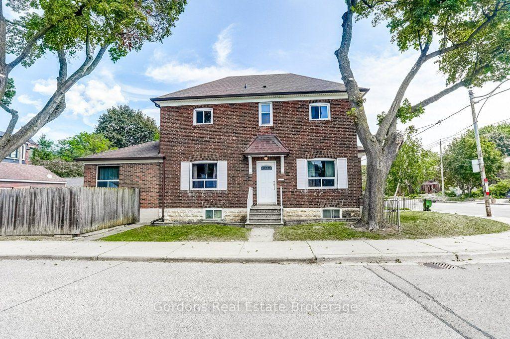 142-lawrence-avenue-w-toronto-toronto-ontario-c13713816