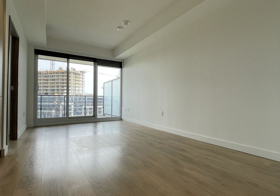 85-mcmahon-drive-toronto-north-york-ontario-c13714070