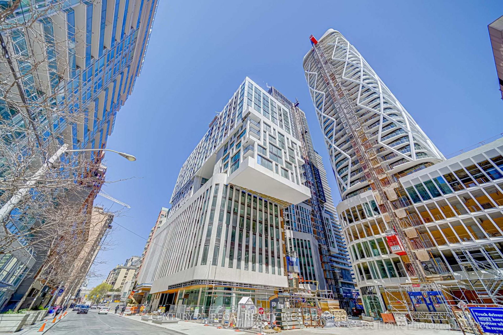 234-simcoe-street-toronto-toronto-ontario-c13714140