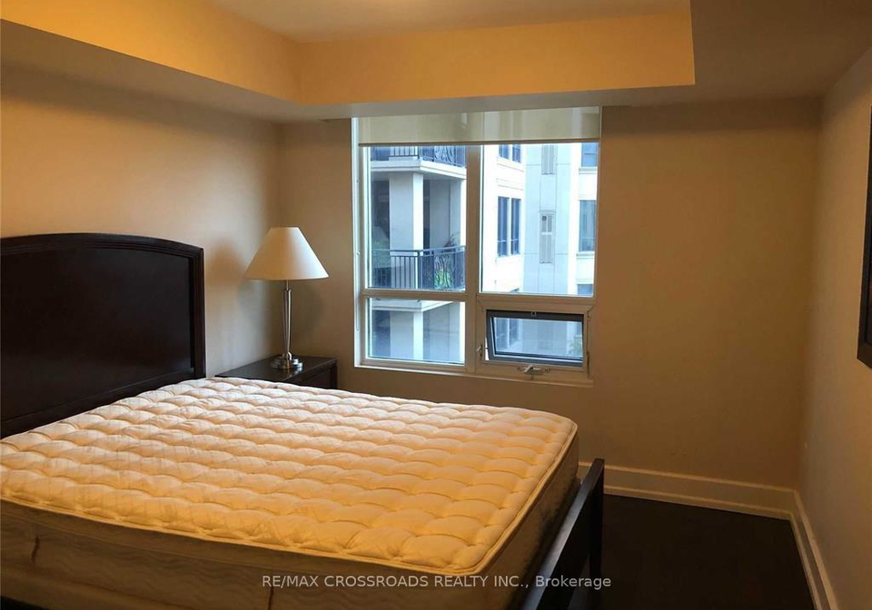650-sheppard-avenue-e-toronto-north-york-ontario-c13714236