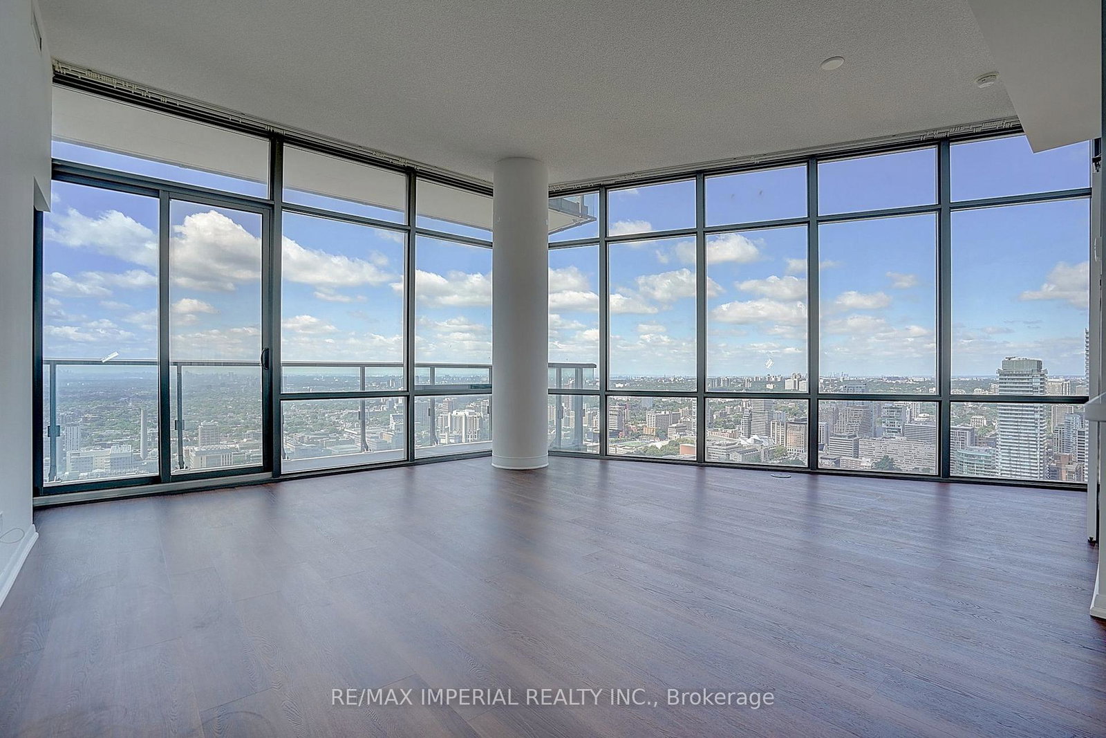 832-bay-street-toronto-toronto-ontario-c13714300