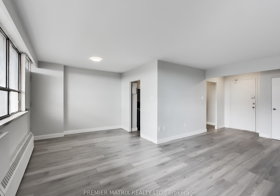 65-thorncliffe-park-drive-toronto-east-york-ontario-c13714468