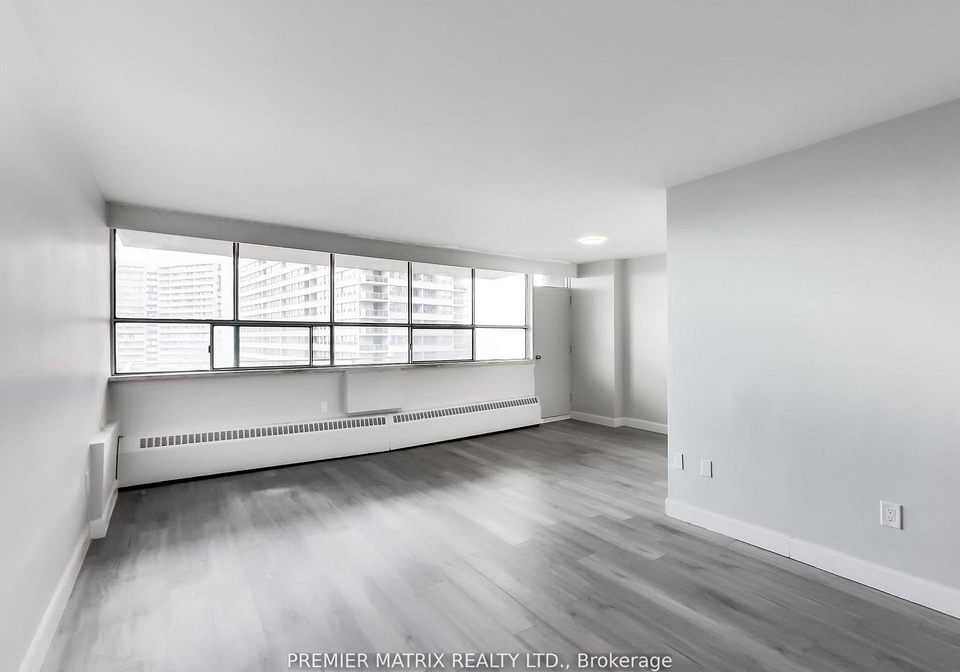65-thorncliffe-park-drive-toronto-east-york-ontario-c13714468