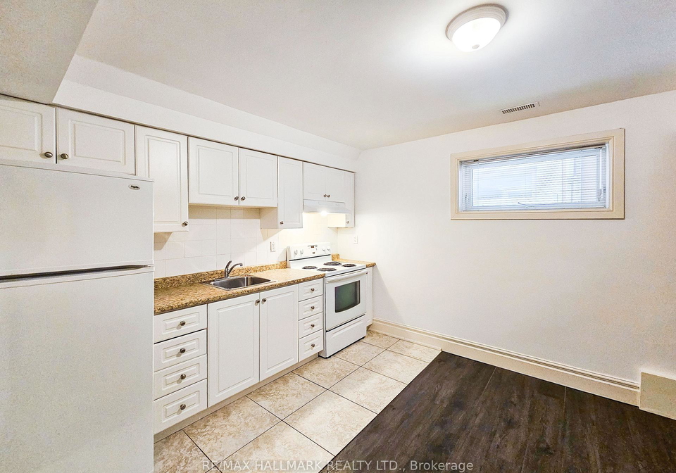 22-roberta-drive-toronto-toronto-ontario-c13714540