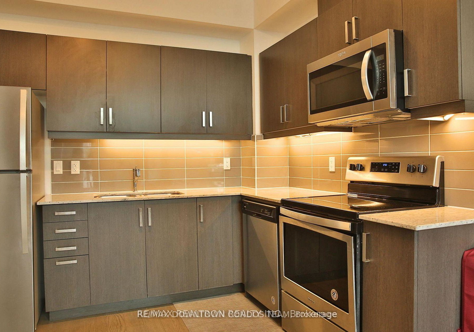 1486-bathurst-street-toronto-toronto-ontario-c13714698