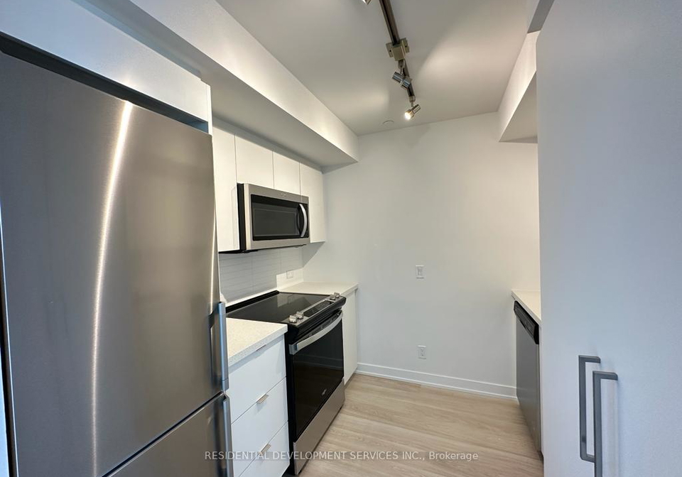 30-tretti-way-toronto-toronto-ontario-c13714728
