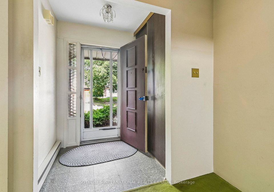 63-cobblestone-drive-toronto-north-york-ontario-c13714970