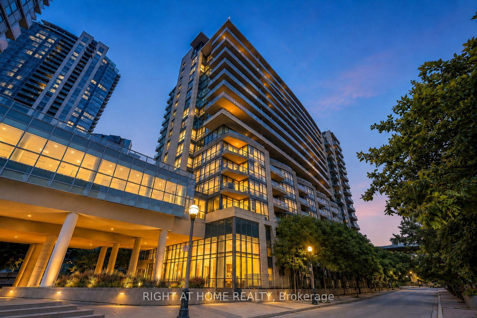 209-fort-york-boulevard-toronto-toronto-ontario-c13714996
