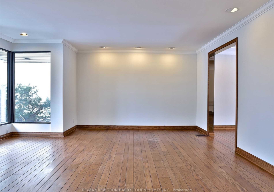 160-owen-boulevard-toronto-north-york-ontario-c13715096