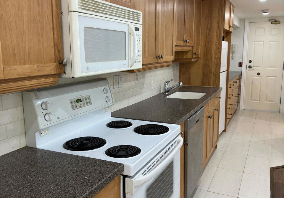 105-balmoral-avenue-toronto-toronto-ontario-c13715222