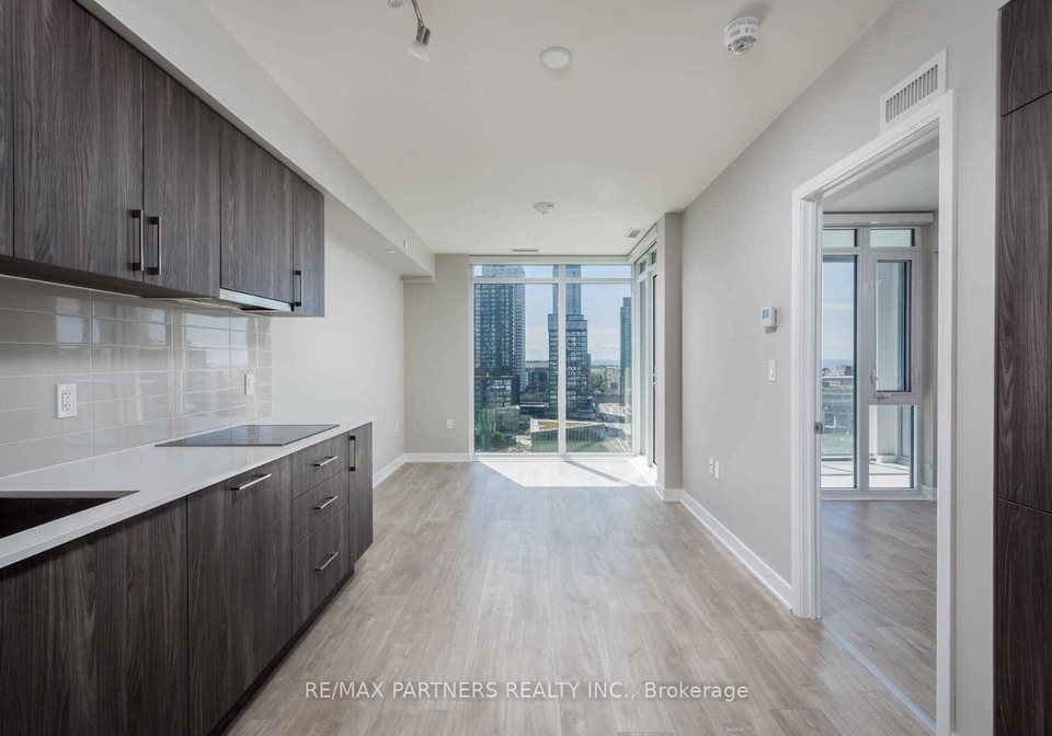 27-bathurst-street-toronto-toronto-ontario-c13715442