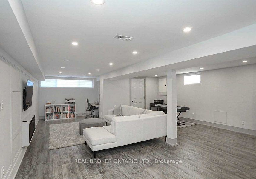 49-fortrose-crescent-toronto-north-york-ontario-c13715462