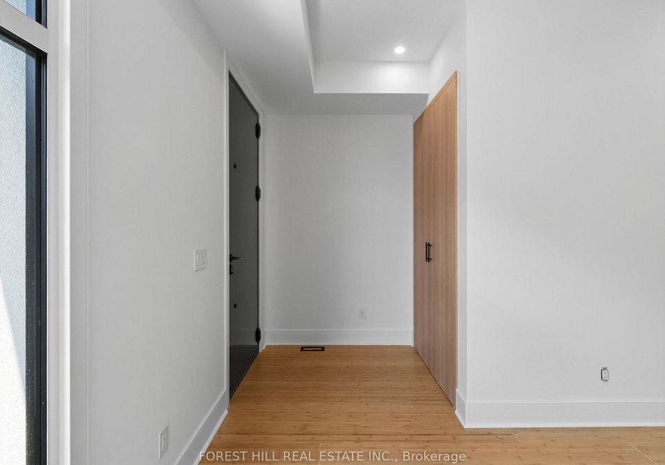 207-robina-avenue-toronto-toronto-ontario-c13715466