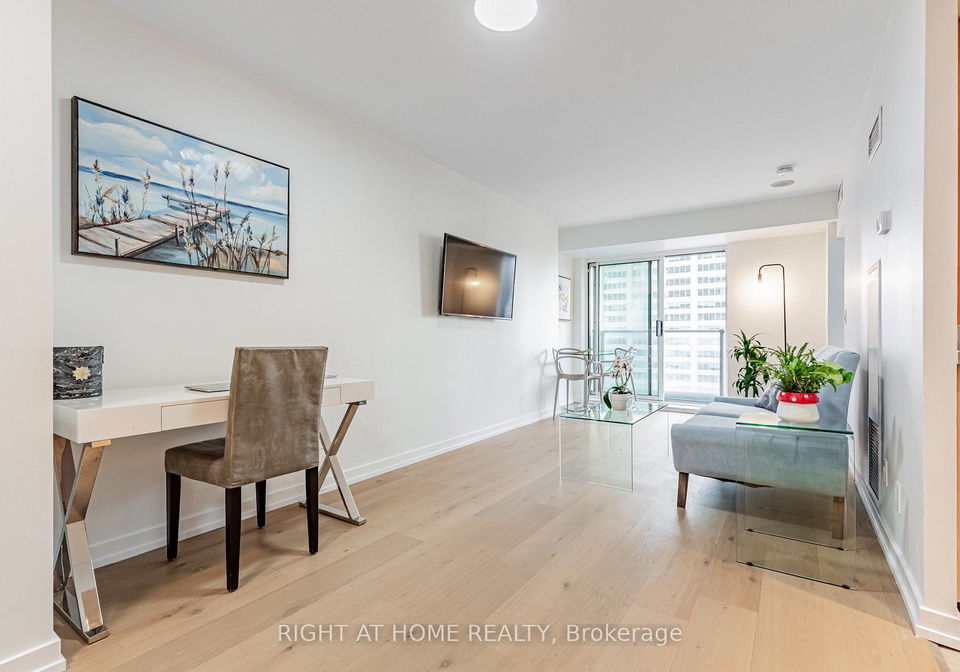 8-park-road-toronto-toronto-ontario-c13715510