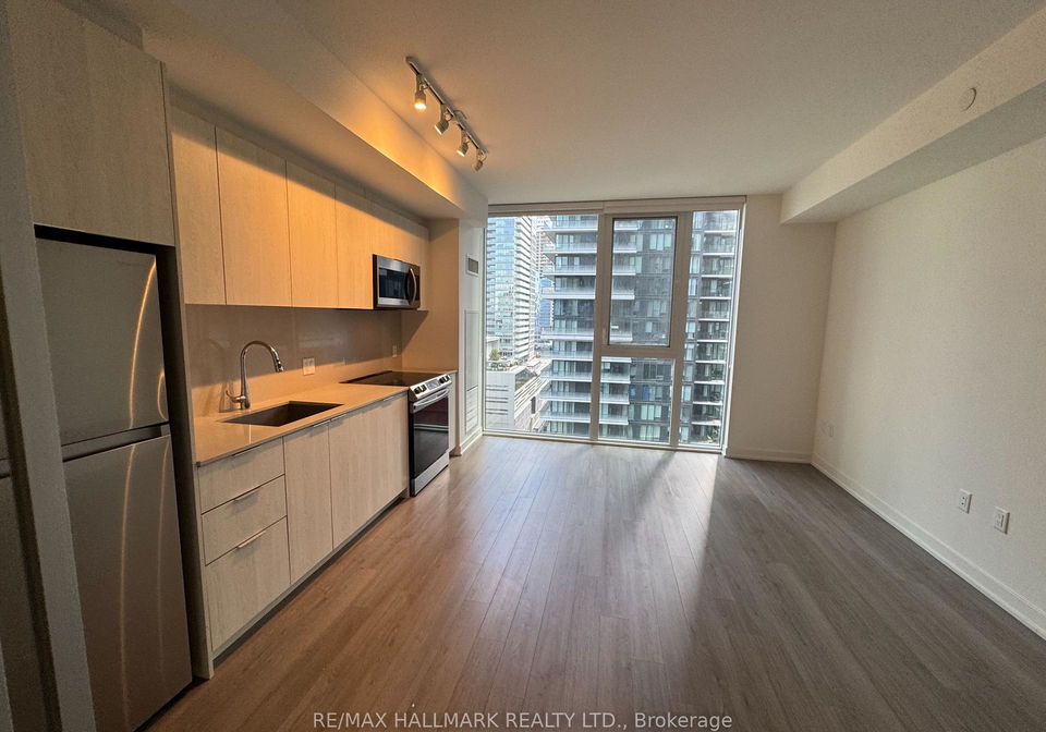 357-king-street-w-toronto-toronto-ontario-c13715572