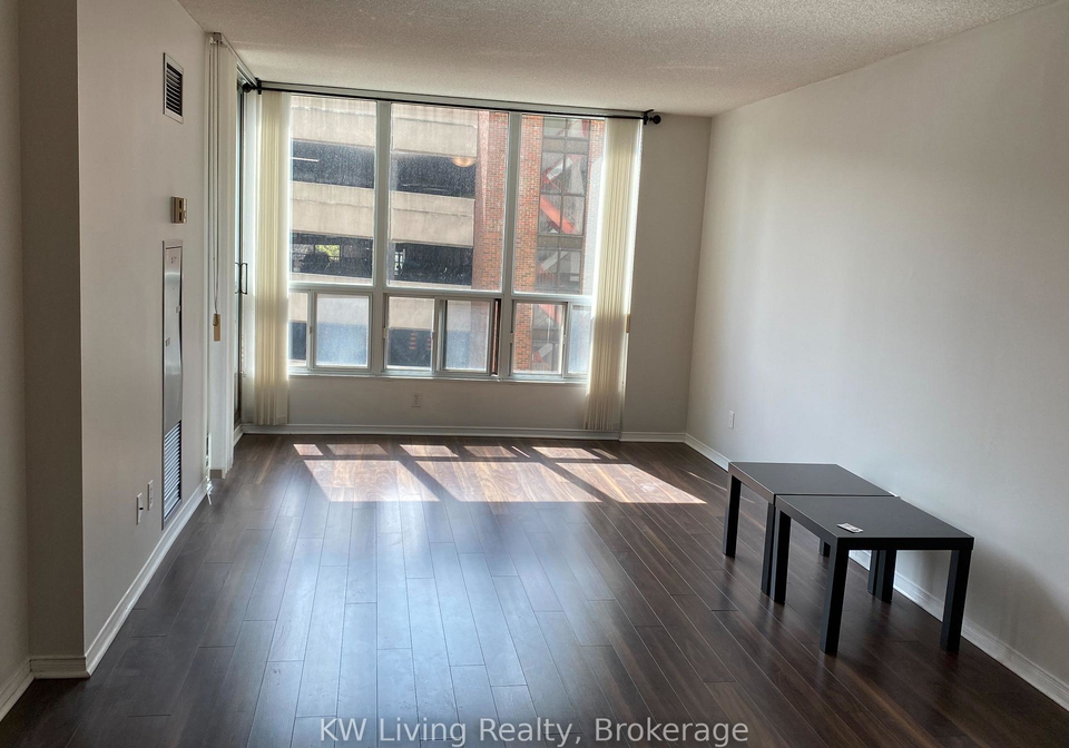 750-bay-street-toronto-toronto-ontario-c13715614