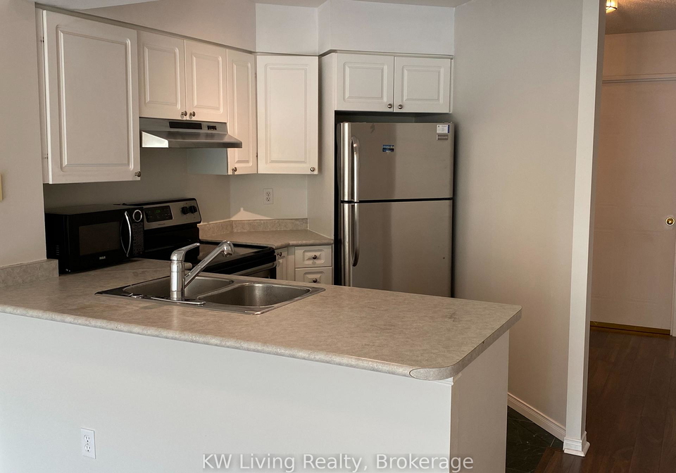 750-bay-street-toronto-toronto-ontario-c13715614