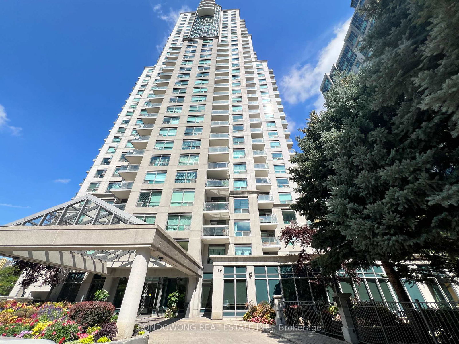 21-hillcrest-avenue-toronto-north-york-ontario-c13715796
