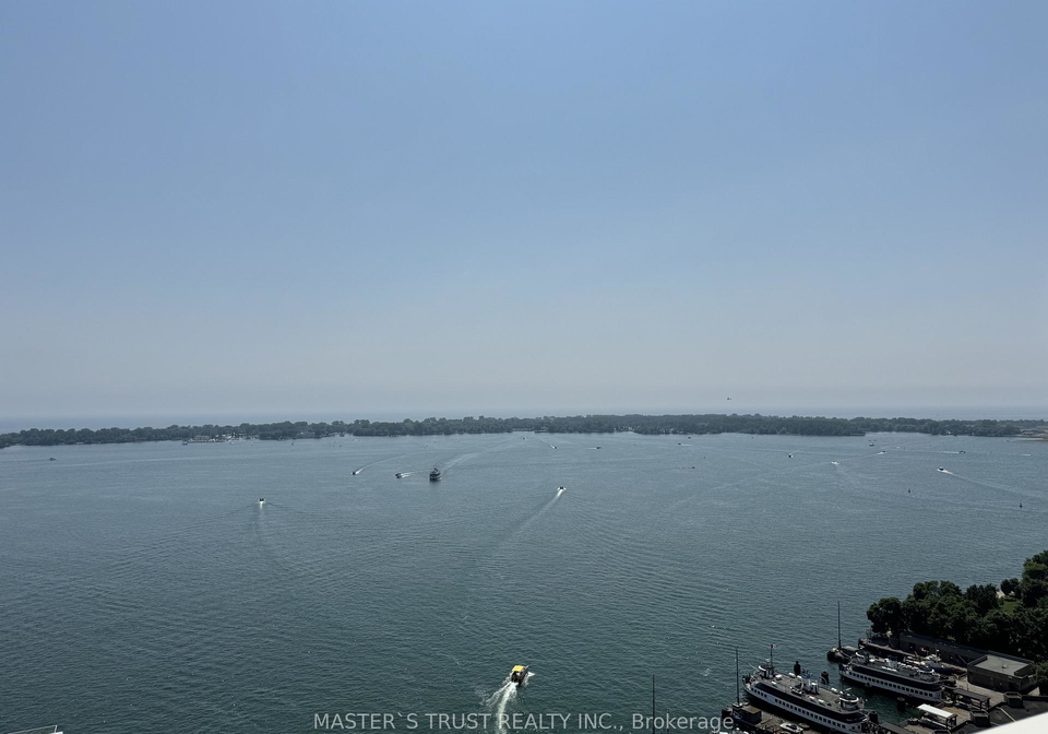 15-queens-quay-e-toronto-toronto-ontario-c13715918