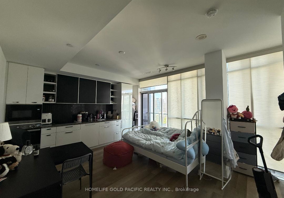 32-davenport-road-toronto-toronto-ontario-c13715976