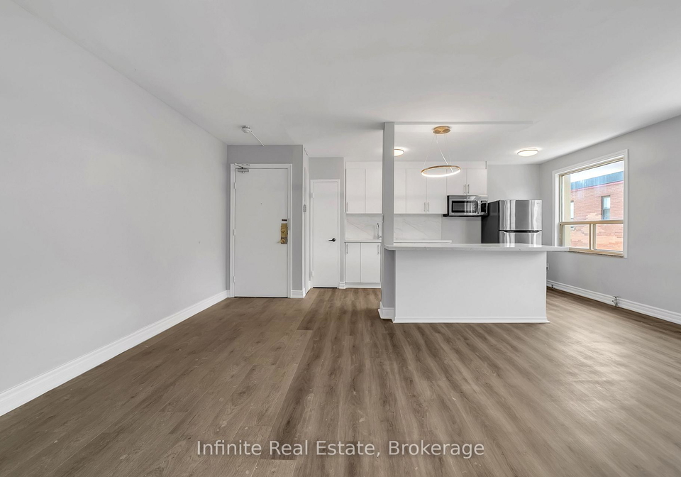 896-eglinton-avenue-e-toronto-east-york-ontario-c13716016