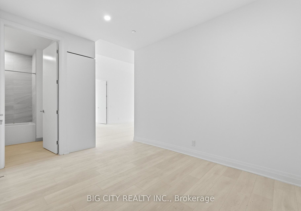 25-frederick-todd-way-toronto-east-york-ontario-c13716120