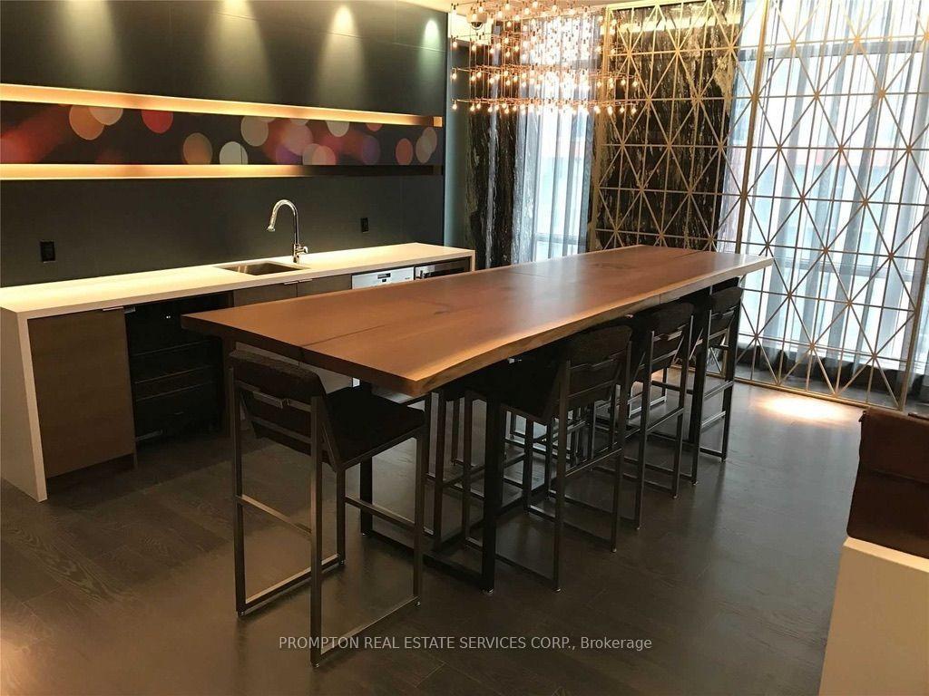 30-nelson-street-toronto-toronto-ontario-c13716302