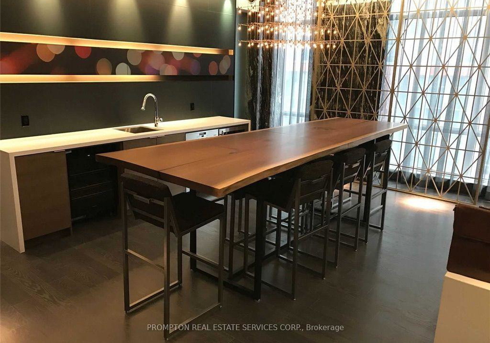 30-nelson-street-toronto-toronto-ontario-c13716302