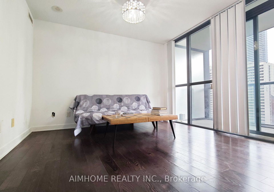 110-charles-street-e-toronto-toronto-ontario-c13716370