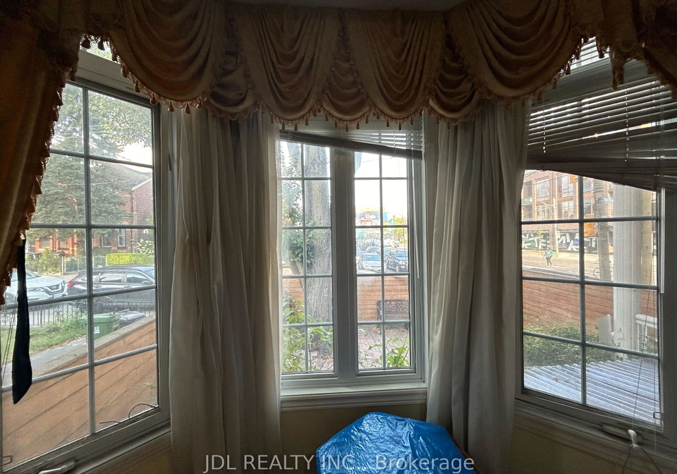 128-denison-avenue-toronto-toronto-ontario-c13716654