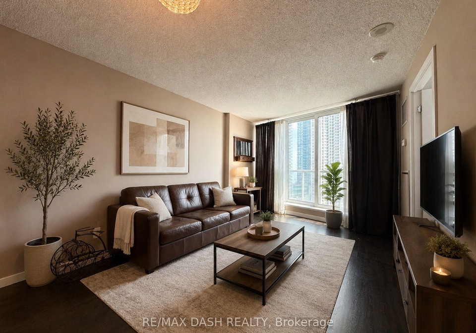 208-queens-quay-w-toronto-toronto-ontario-c13716680