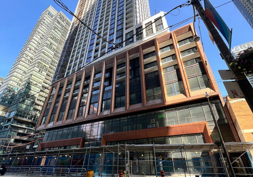 400-king-street-w-toronto-toronto-ontario-c13716730