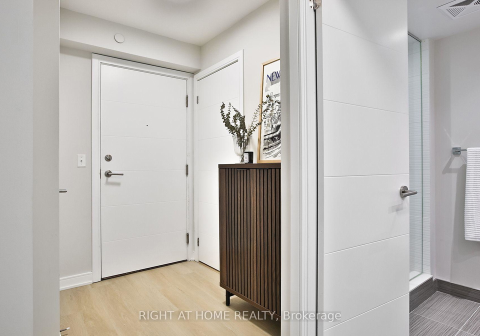525-adelaide-street-w-toronto-toronto-ontario-c13716938